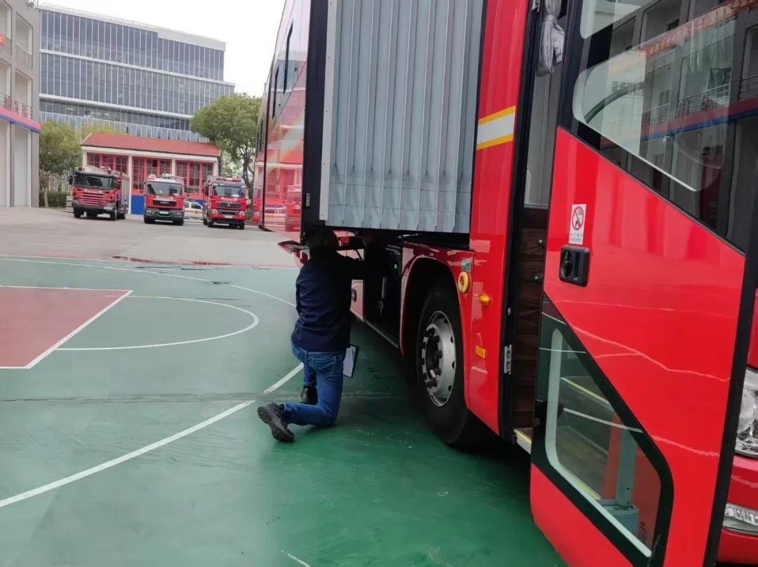 为逆行者护航 | rb88随行版专用车消防专项服务月活动启动