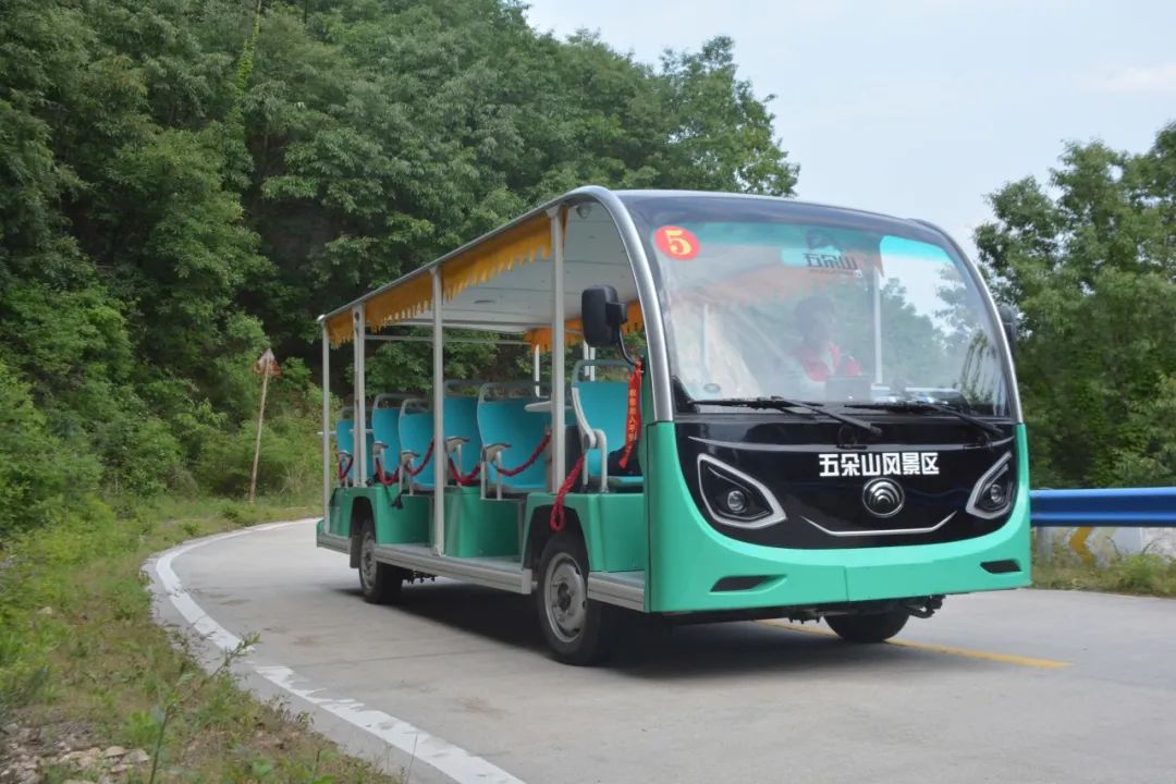 rb88随行版锂电观光车“爬坡王”重磅亮相第五届中国国际旅游景区装备博览会！